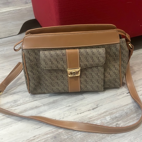 CL America shoulder bag in monogrammed  bag - Picture 1 of 8